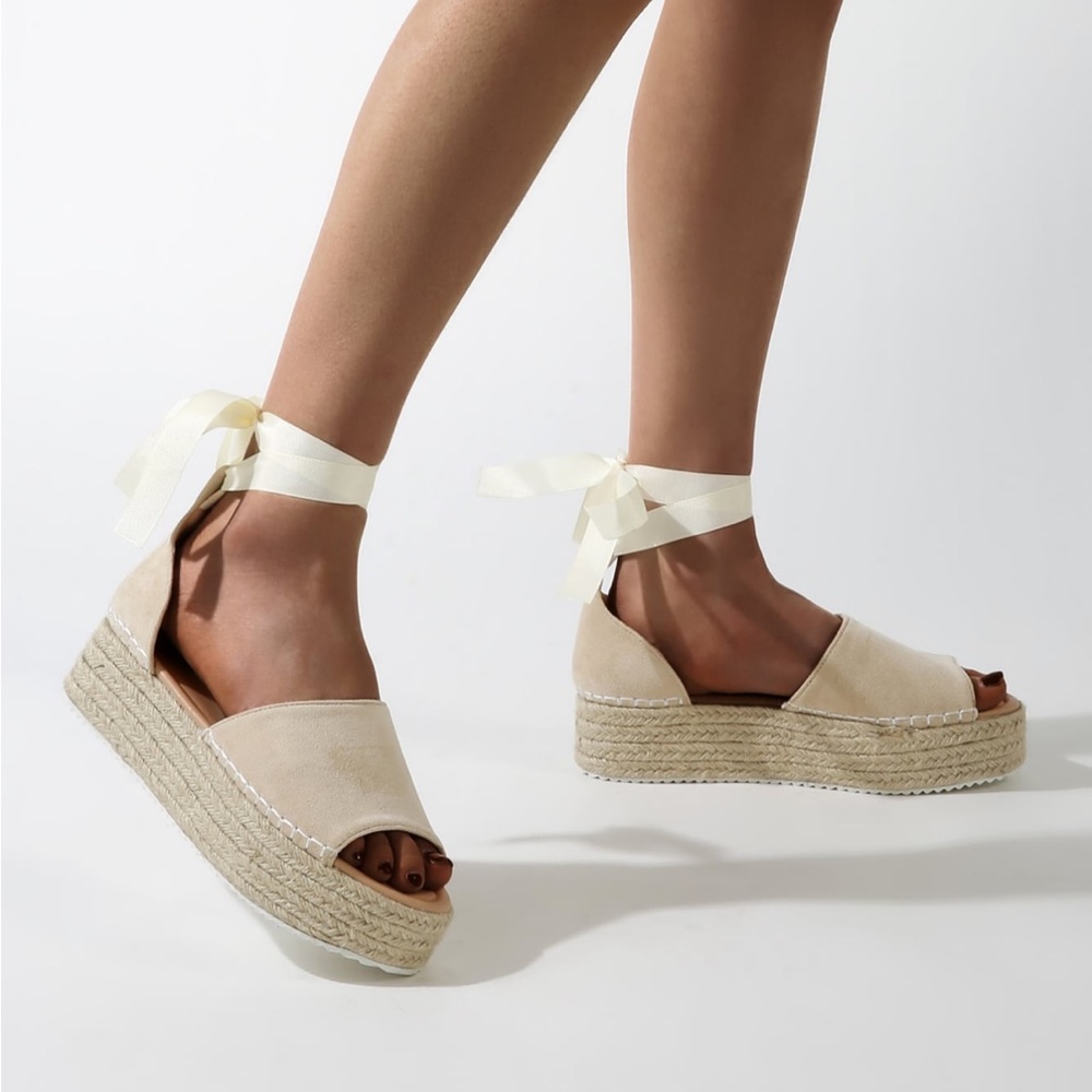 Never been worn size 8/8.5 sandals